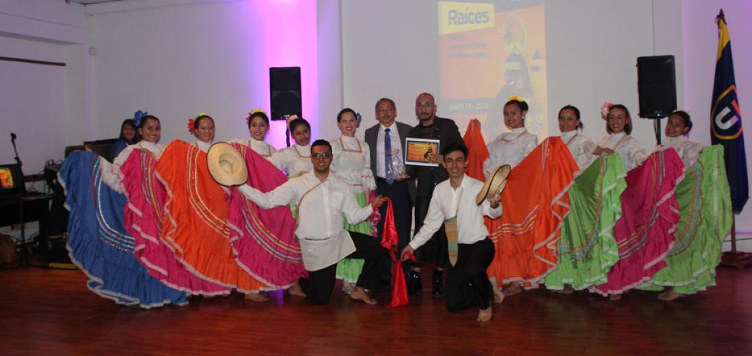 Festival Interuniversitario De Danzas “Raíces” Unitec Festival Interuniversitario De Danzas “Raíces” Unitec